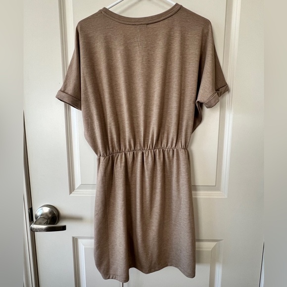Express Size Medium Women’s Dress - Picture 4 of 4